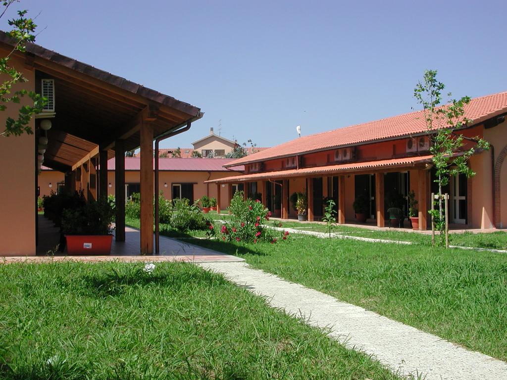 Borgo San Antonio & Borgo San Giuseppe By La Principina Aparthotel Principina Terra Exterior photo